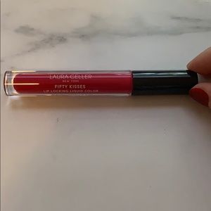 Lip locking liquid color lipstick